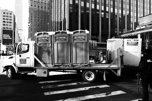 Best Construction site porta potty rental  in Byron, MN